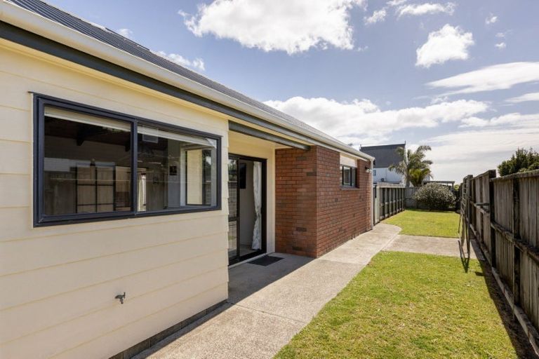 Photo of property in 117 Dickson Road, Papamoa Beach, Papamoa, 3118