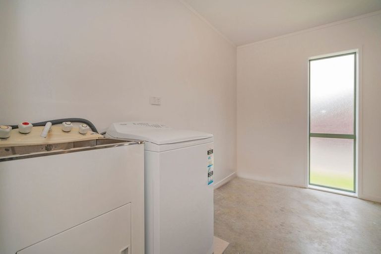 Photo of property in 2 Mayfair Close, Whitianga, 3510