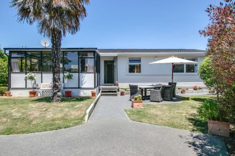 Photo of property in 4 O'dowd Road, Taradale, Napier, 4112
