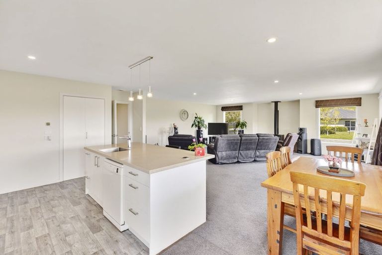 Photo of property in 1 Criffel Place, Luggate, Cromwell, 9383
