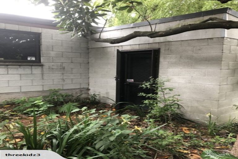 Photo of property in 71 Parkstone Avenue, Avonhead, Christchurch, 8042