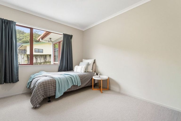 Photo of property in 28b Dingadee Street, Welcome Bay, Tauranga, 3112