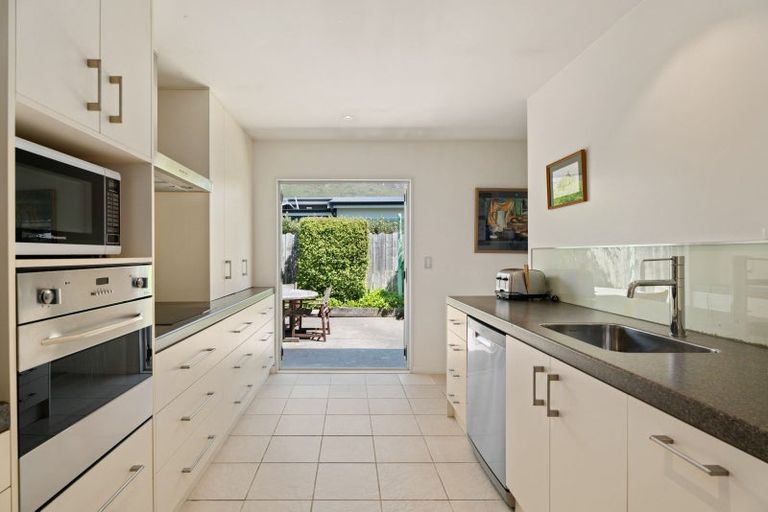 Photo of property in 12 Jessies Crescent, Wanaka, 9305
