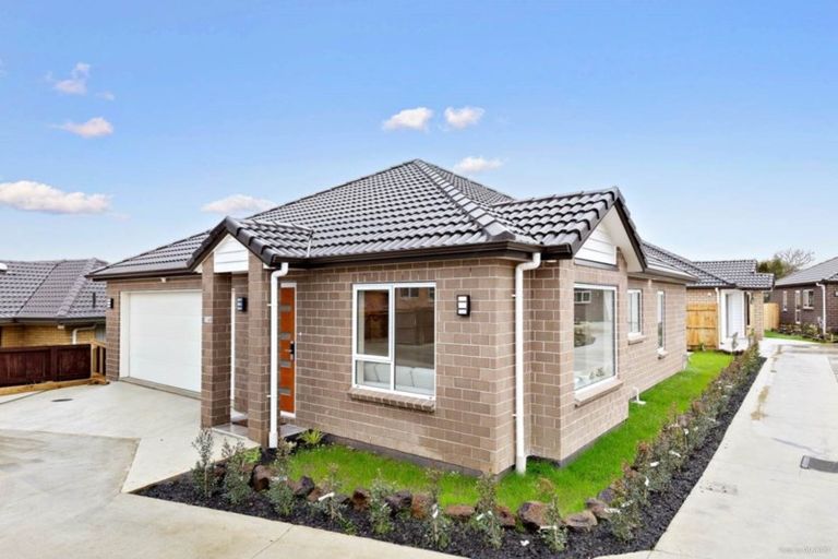 Photo of property in 116c Great South Road, Manurewa, Auckland, 2102
