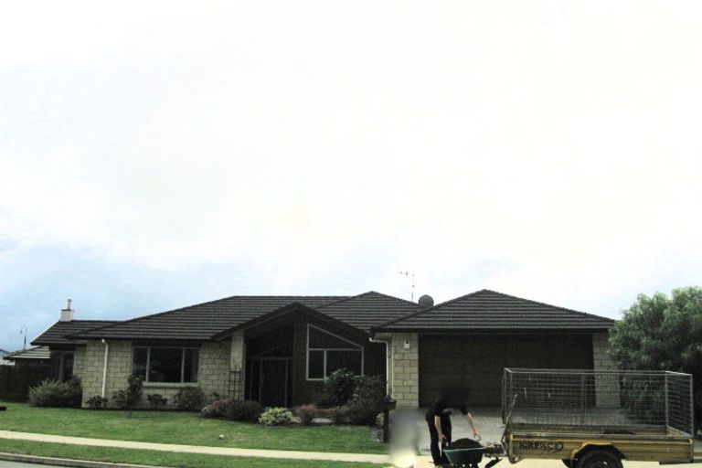 Photo of property in 3 Monarch Place, Paraparaumu Beach, Paraparaumu, 5032