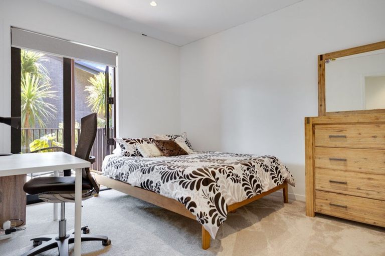 Photo of property in 16 Catalina Bay Drive, Hobsonville, Auckland, 0616