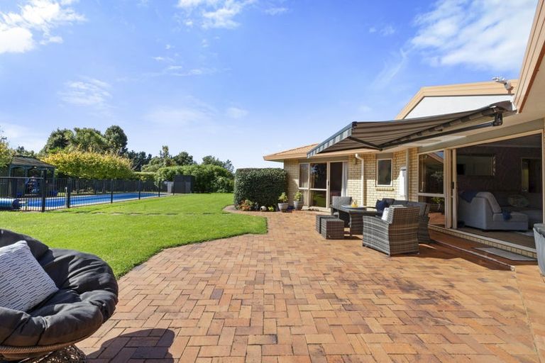 Photo of property in 63 Mcgiven Drive, Ridgewood, New Plymouth, 4371