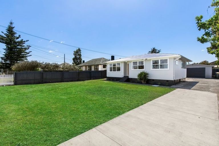 Photo of property in 3 Gee Place, Mangere East, Auckland, 2022
