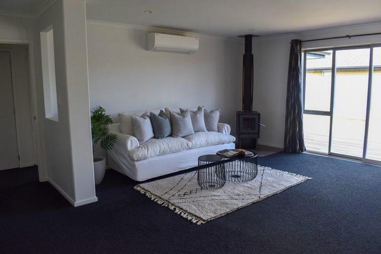 Photo of property in 20 Rainey Crescent, Papamoa Beach, Papamoa, 3118
