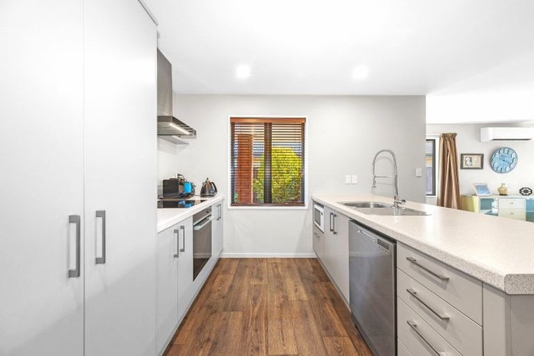 Photo of property in 45 Shortland Street, Wainoni, Christchurch, 8061