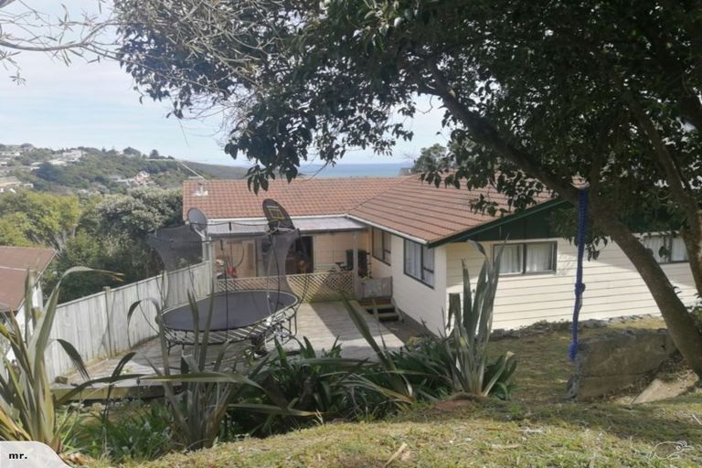 Photo of property in 14 Mercury Way, Whitby, Porirua, 5024
