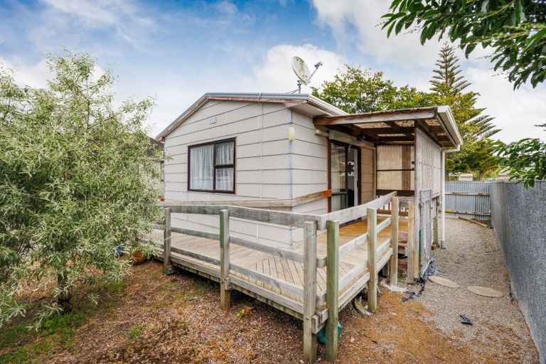 Photo of property in 9 Bristol Crescent, Roslyn, Palmerston North, 4414