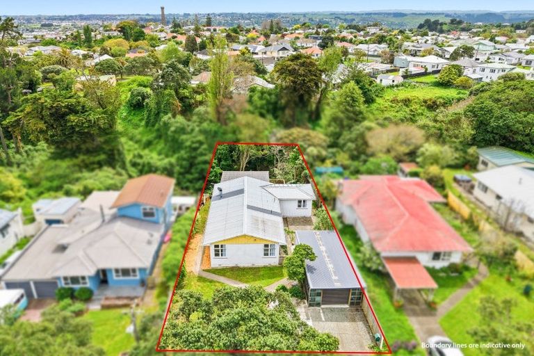Photo of property in 14 Plunket Street, Durie Hill, Whanganui, 4500