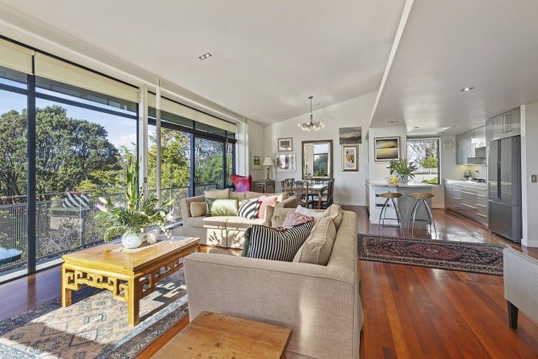 Photo of property in 74 Falkirk Avenue, Seatoun, Wellington, 6022