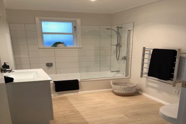 Photo of property in 52 Hay Street, Naenae, Lower Hutt, 5011