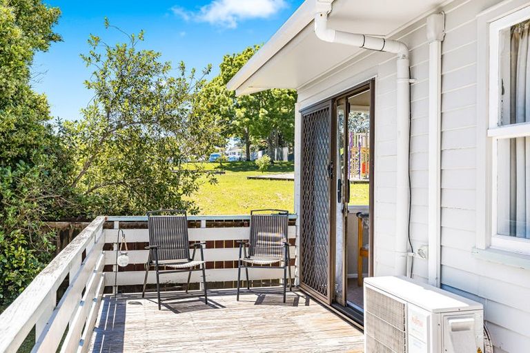 Photo of property in 29 Kaikoura Street, Henderson, Auckland, 0612