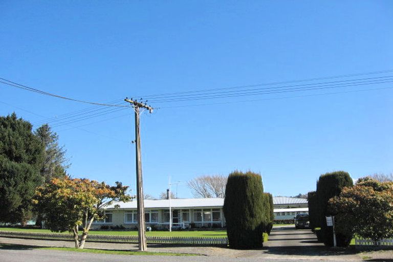 Photo of property in 11 Melville Street, Waipawa, 4210