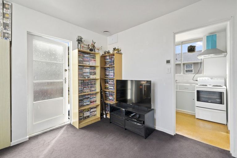 Photo of property in 127u6 Queens Drive, Lyall Bay, Wellington, 6022