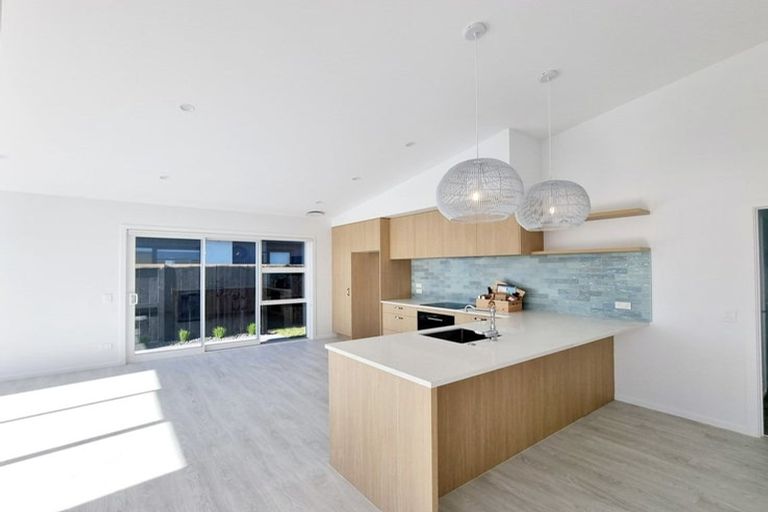 Photo of property in 4 Julie Lane, Papamoa, 3118