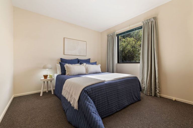 Photo of property in 37 Larch Hill Place, Queenstown, 9300