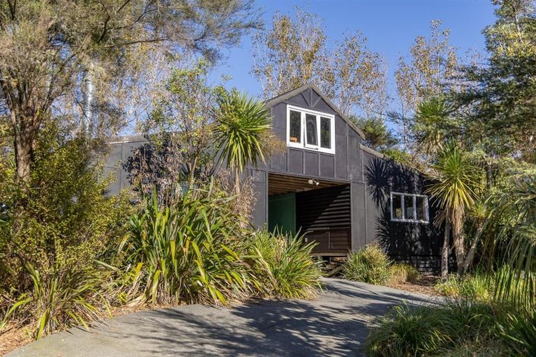 Photo of property in 1410 Old North Road, Helensville, 0875