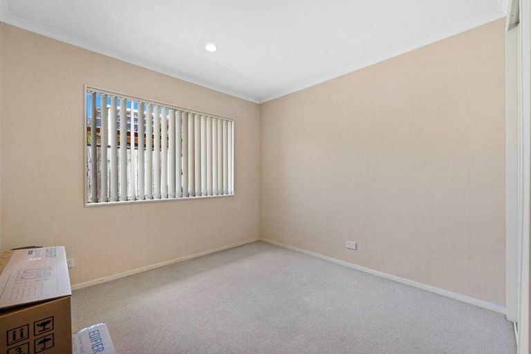 Photo of property in 12 Richfield Crescent, Westgate, Auckland, 0614