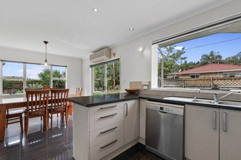Photo of property in 114 Carlton Street, Bellevue, Tauranga, 3110