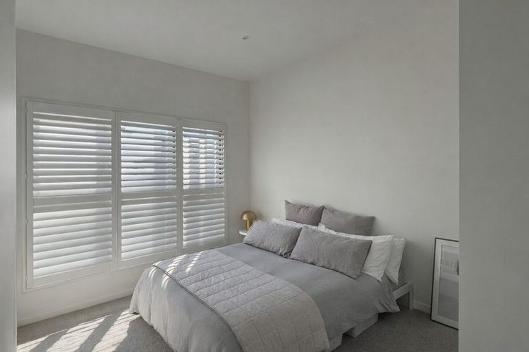 Photo of property in 30/82 East Coast Road, Milford, Auckland, 0620