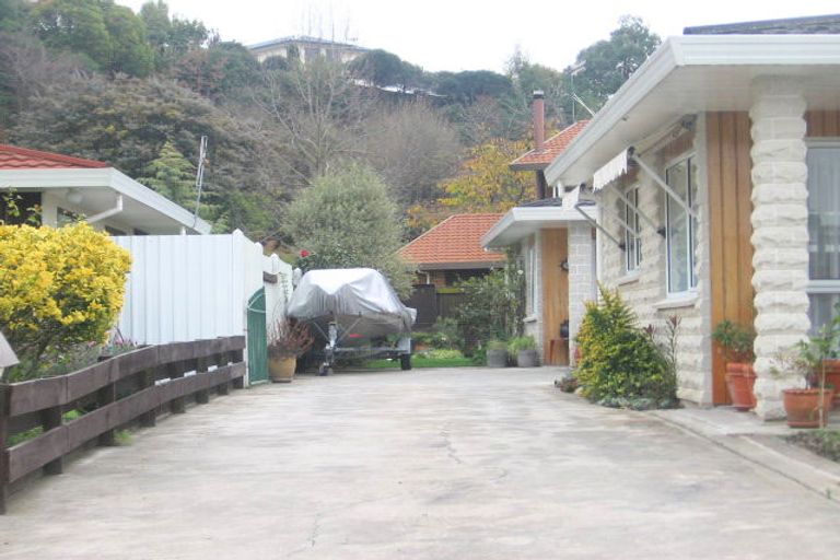 Photo of property in 16b Lowther Place, Taradale, Napier, 4112