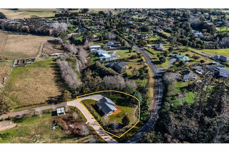 Photo of property in 9 Okura Drive, Kerikeri, 0230