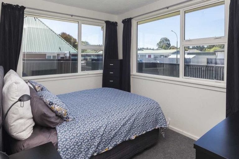Photo of property in 4 Chartwell Street, Burwood, Christchurch, 8083