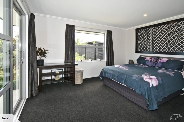 Photo of property in 5 Gosling Crescent, Halswell, Christchurch, 8025
