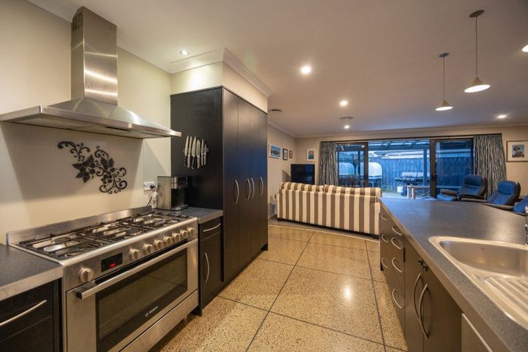 Photo of property in 77 Meridian Grove, Kelvin Grove, Palmerston North, 4414