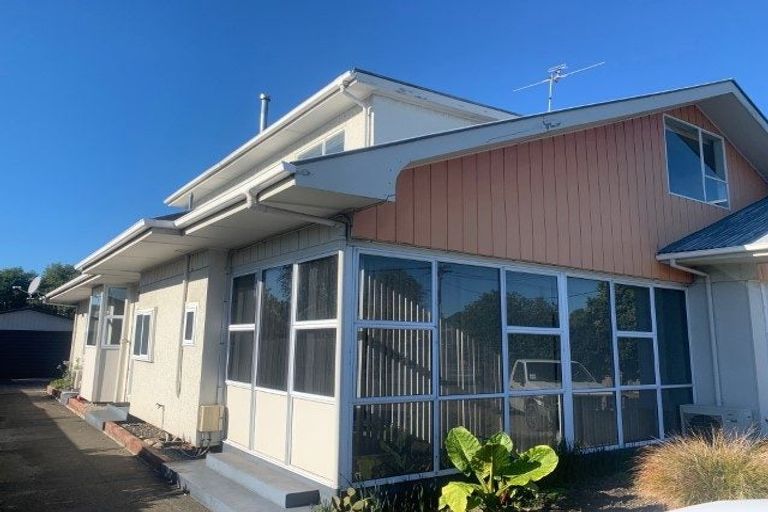 Photo of property in 4/586 Barbadoes Street, Edgeware, Christchurch, 8013