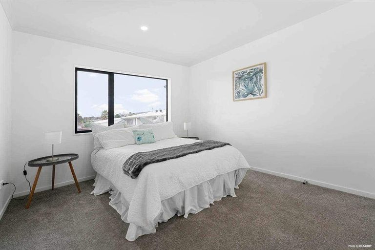 Photo of property in 4c Old Wairoa Road, Papakura, 2110