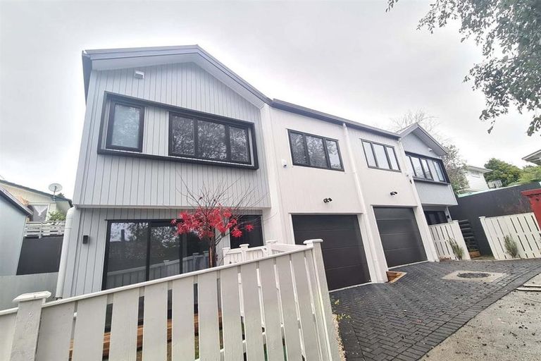 Photo of property in 10c Cantina Avenue, Bayview, Auckland, 0629