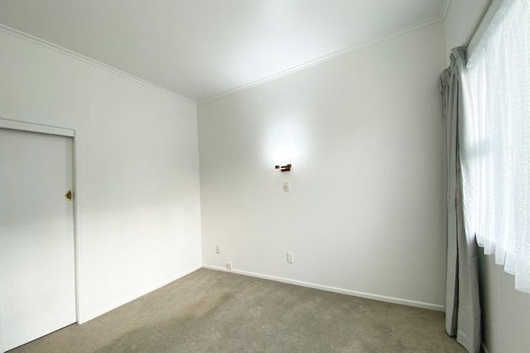 Photo of property in 23 Andrew Road, Howick, Auckland, 2010