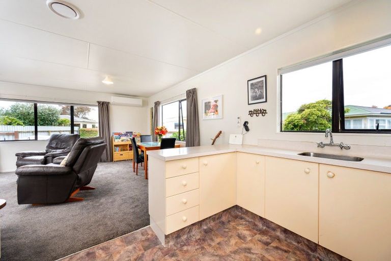 Photo of property in 715a Maitland Crescent, Mayfair, Hastings, 4122