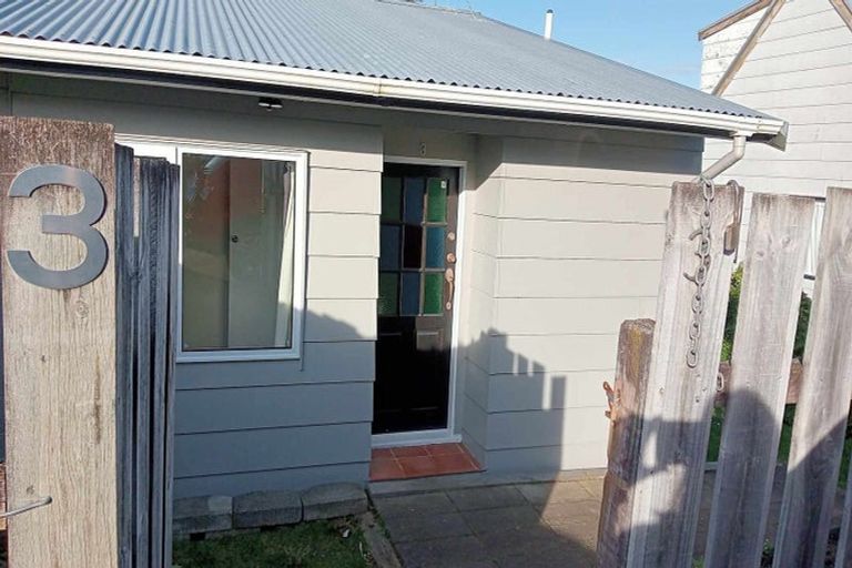 Photo of property in 3/223 Birkdale Road, Birkdale, Auckland, 0626