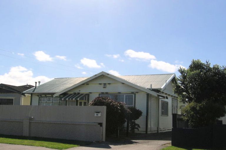 Photo of property in 17 North Street, Petone, Lower Hutt, 5012