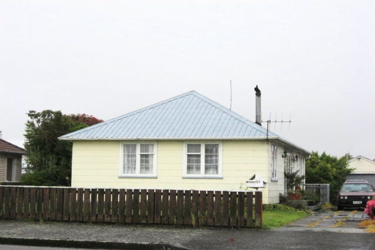 Photo of property in 27 Mill Street, Westport, 7825