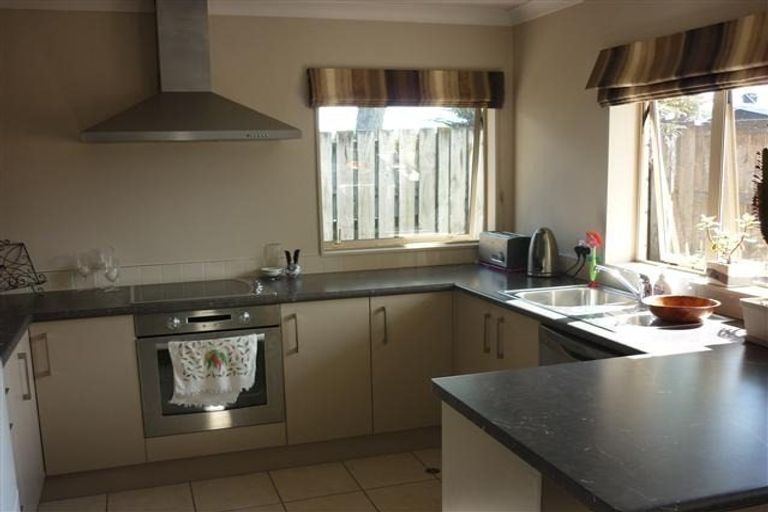 Photo of property in 2 Gary John Lane, Frankton, Hamilton, 3204