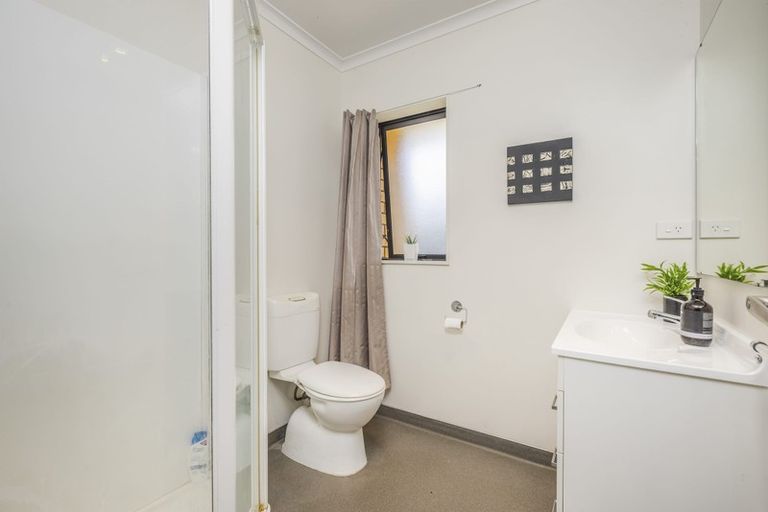 Photo of property in 53d Hall Avenue, Mangere, Auckland, 2022
