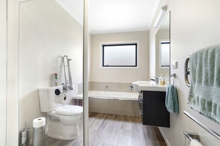 Photo of property in 11 Stan Heather Drive, Glenview, Hamilton, 3206