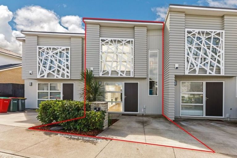 Photo of property in 6 Touhou Road, Hobsonville, Auckland, 0616