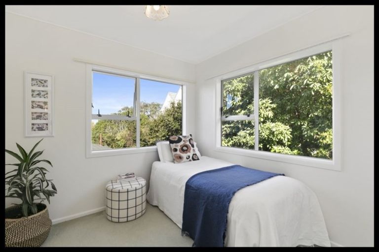 Photo of property in 19a Woodmancote Road, Khandallah, Wellington, 6035