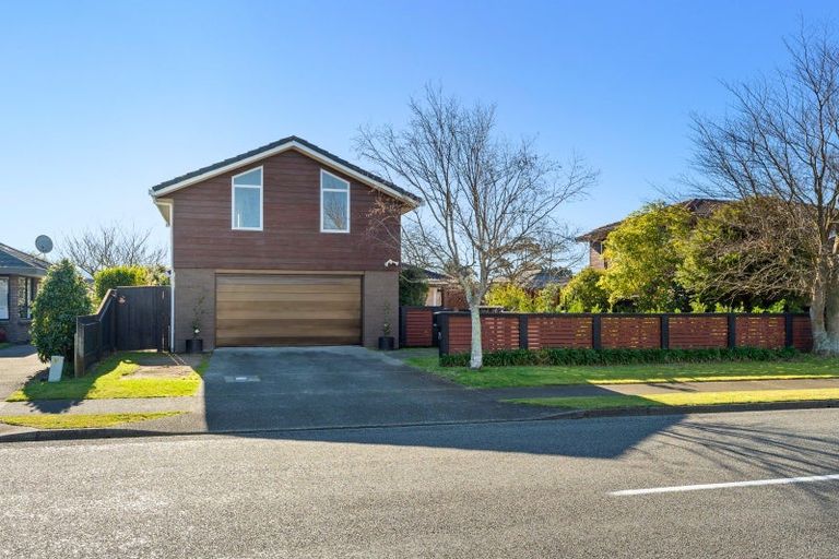 Photo of property in 71 Cedar Drive, Paraparaumu Beach, Paraparaumu, 5032
