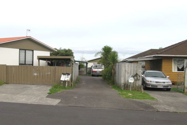 Photo of property in 13 Cyril Crescent, West Harbour, Auckland, 0618