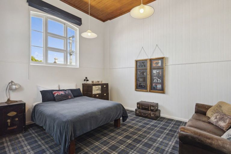 Photo of property in 52 Russell Street, Dunedin Central, Dunedin, 9016