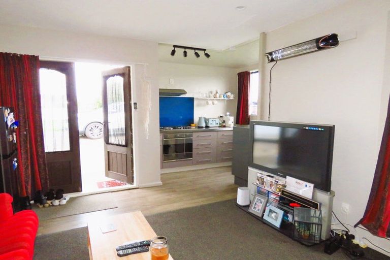 Photo of property in 35 Domett Street, Westport, 7825